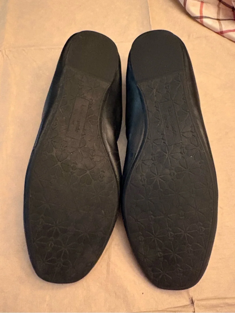 kate spade Claudette Black Leather Ballet Flats with White Trim and Bow Size 11